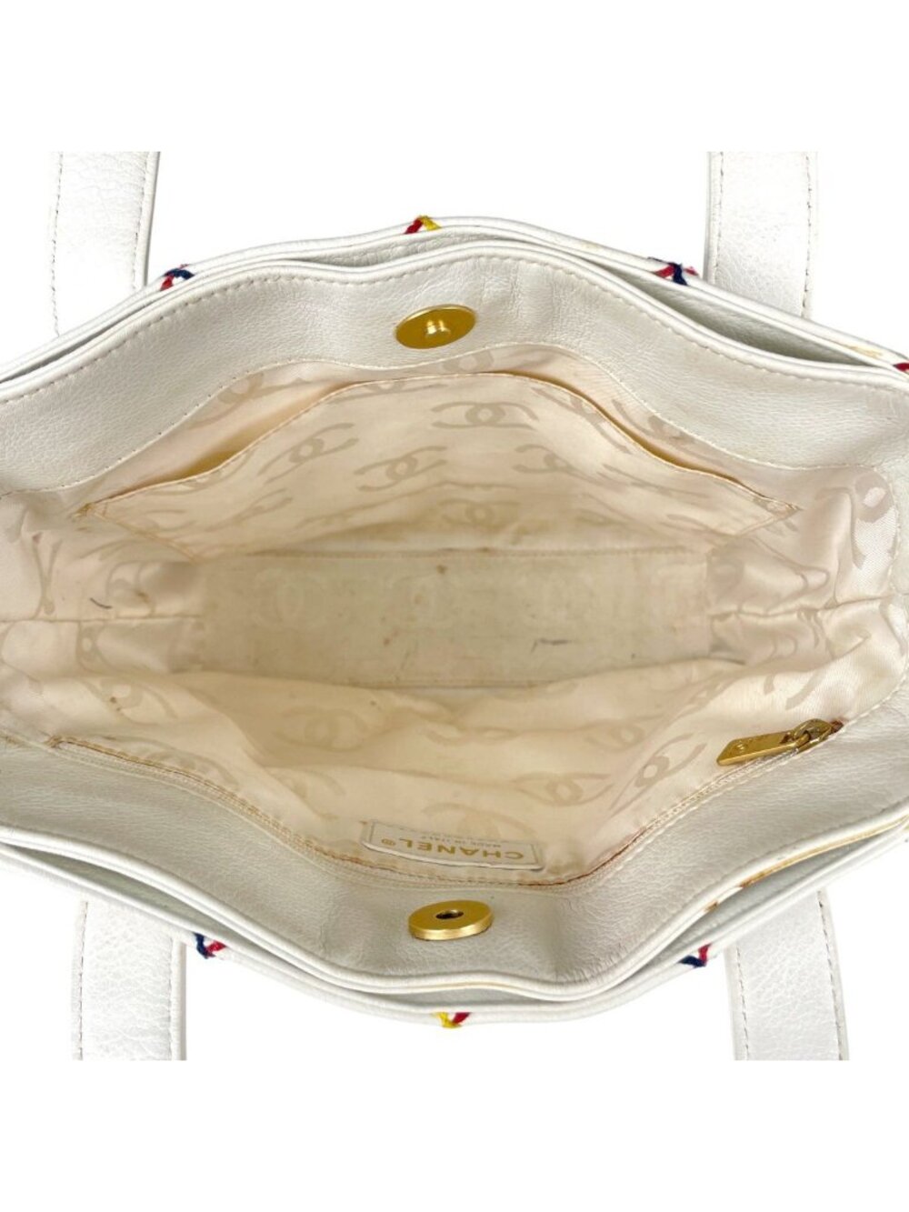 Chanel Wild Stitch Tote CC Logo Leather White - Picture 14 of 15